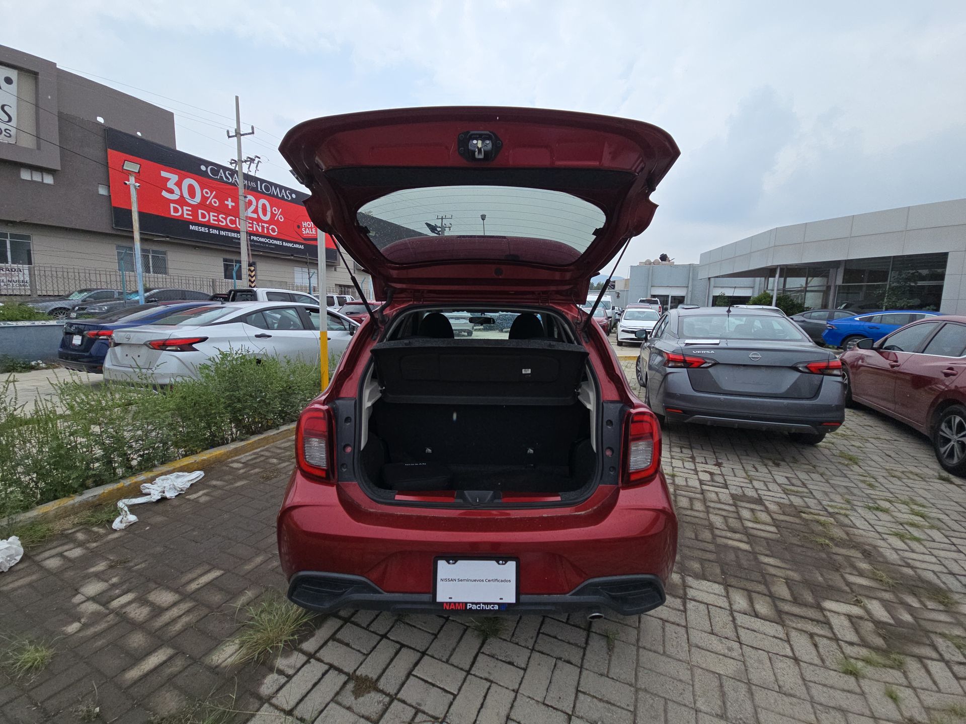2024 Nissan March 5p Exclusive L4/1.6 Man