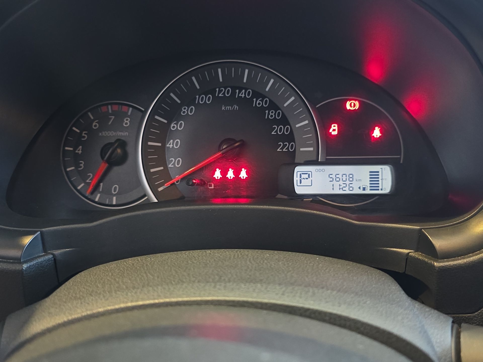 2025 Nissan March 5p Advance L4/1.6 Aut