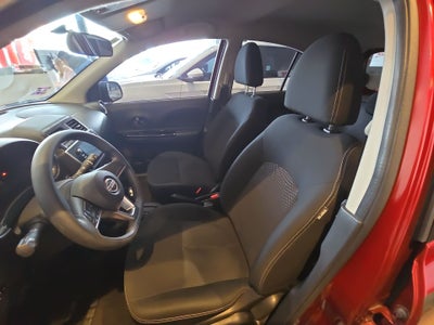 2025 Nissan March 5p Advance L4/1.6 Aut