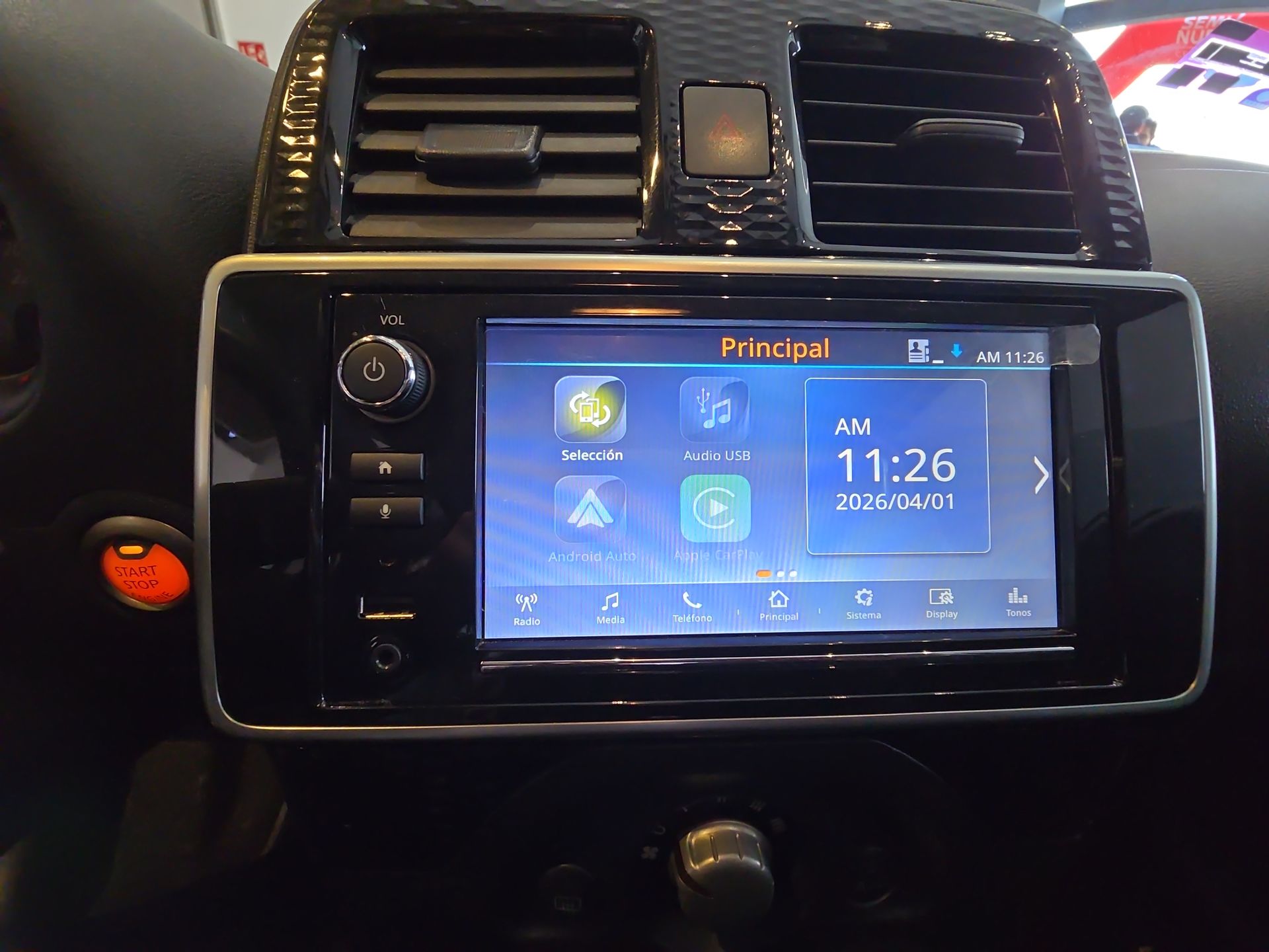 2025 Nissan March 5p Advance L4/1.6 Aut