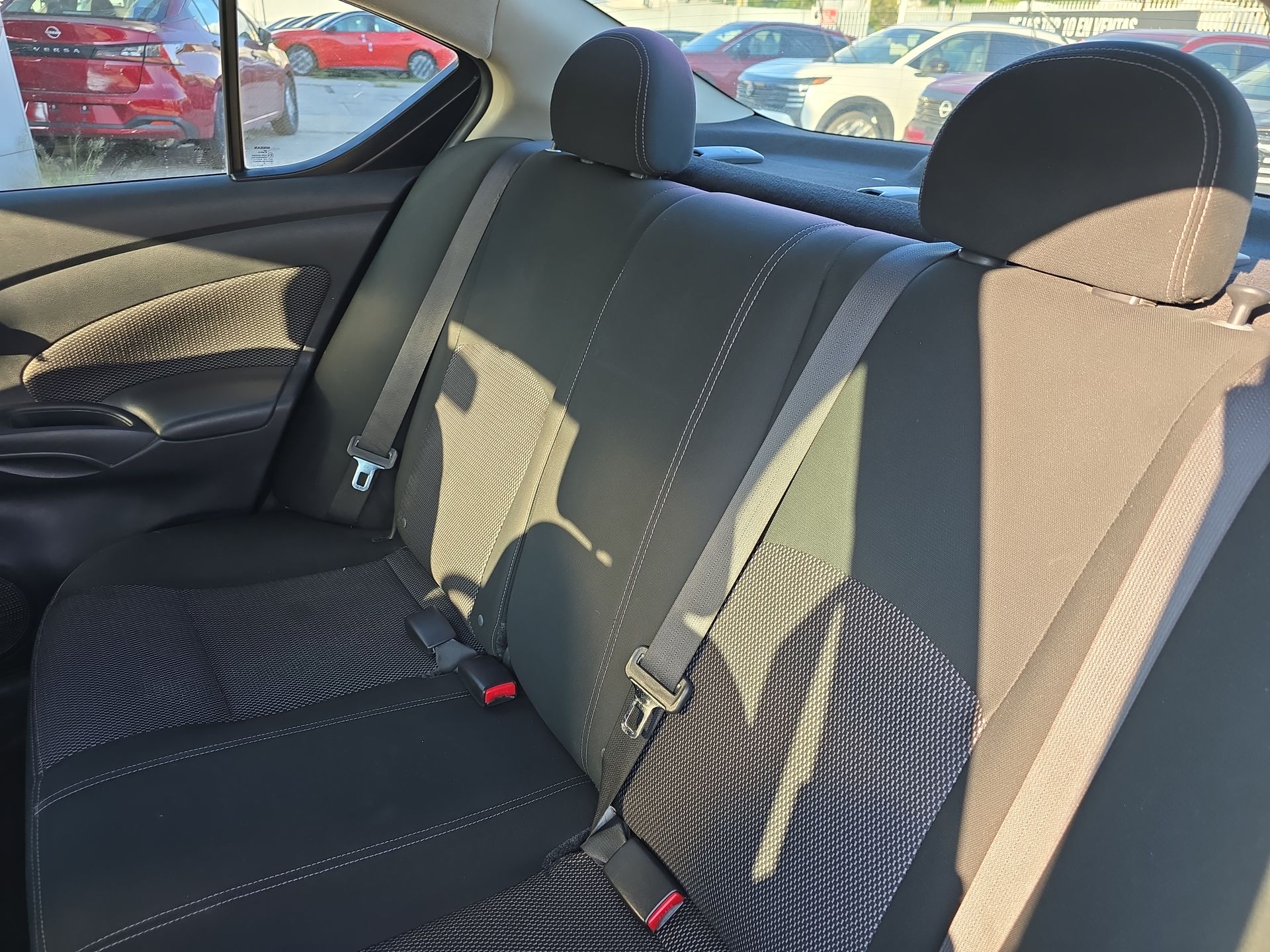 2019 Nissan Versa 4p Advance L4/1.6 Man