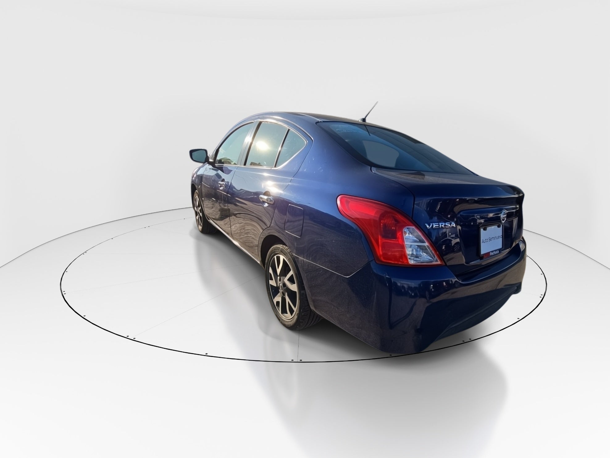 2019 Nissan Versa 4p Advance L4/1.6 Man