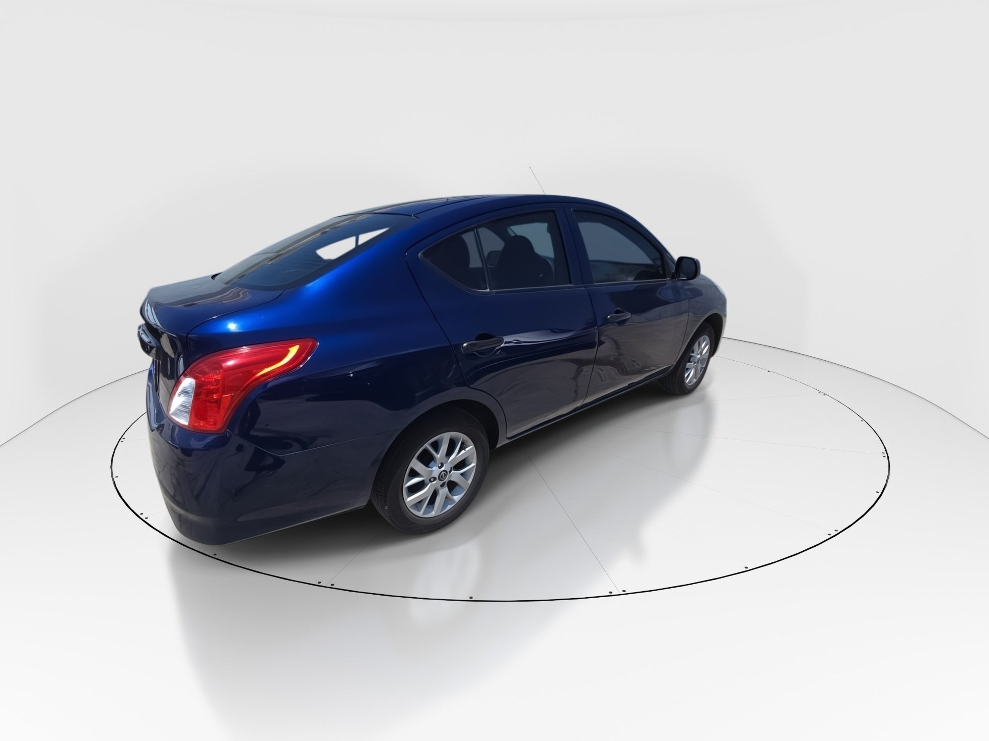 2024 Nissan V-Drive 4p L4/1.6 Man Audio