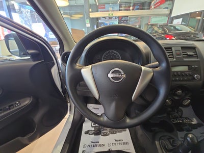 2023 Nissan V-Drive 4p L4/1.6 Man Audio