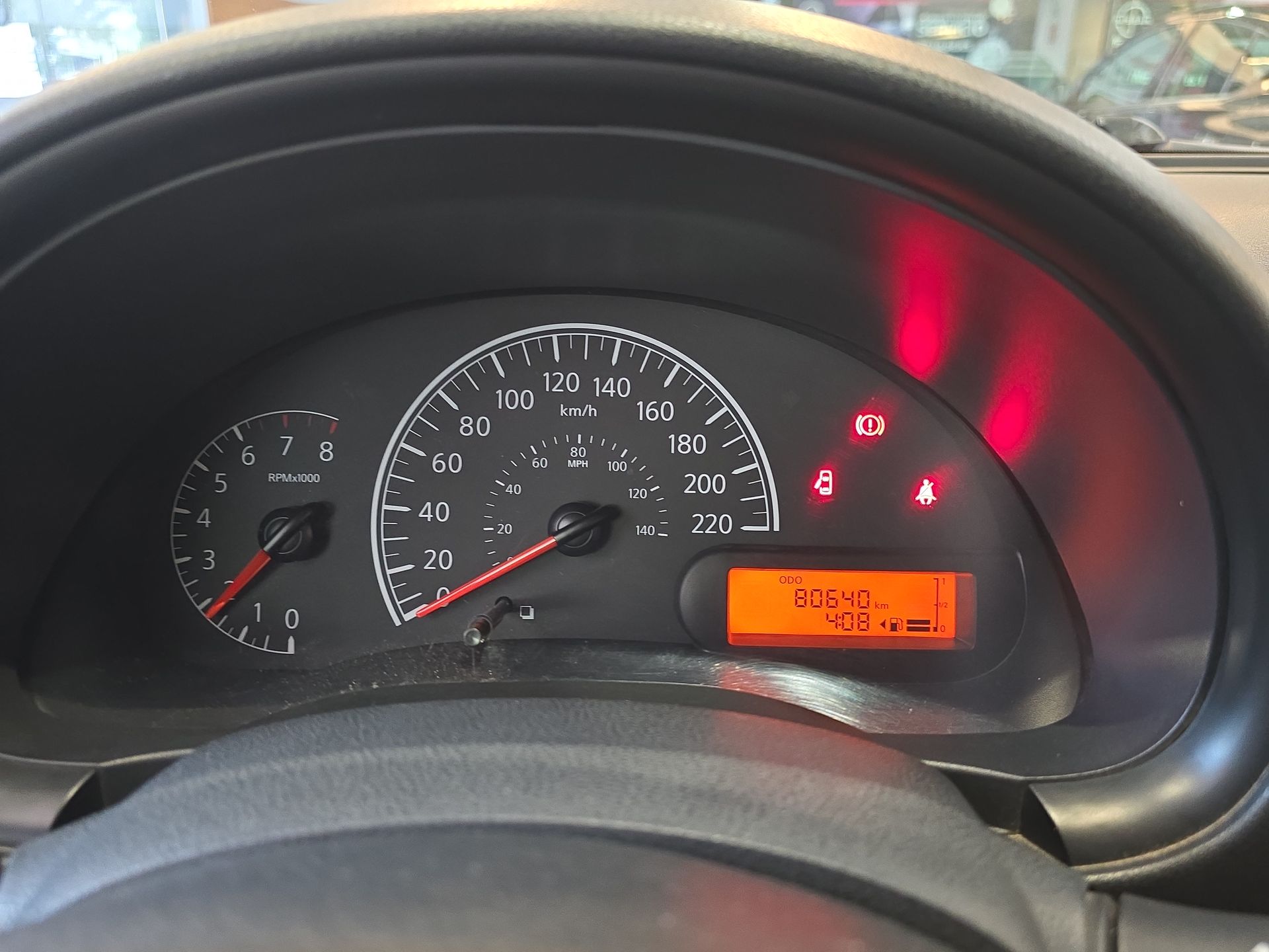 2023 Nissan V-Drive 4p L4/1.6 Man Audio