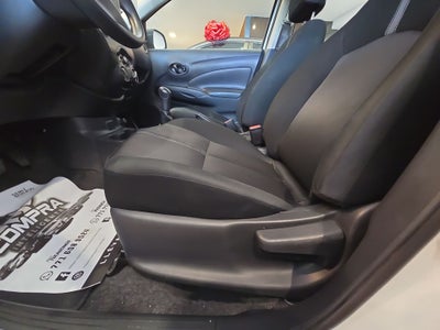 2023 Nissan V-Drive 4p L4/1.6 Man Audio