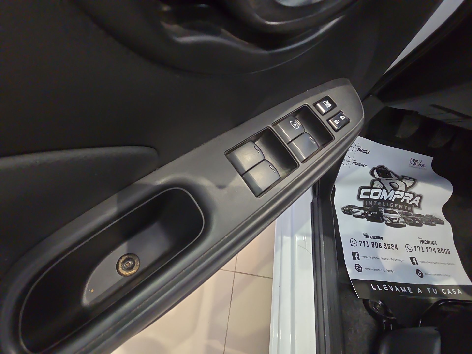 2023 Nissan V-Drive 4p L4/1.6 Man Audio