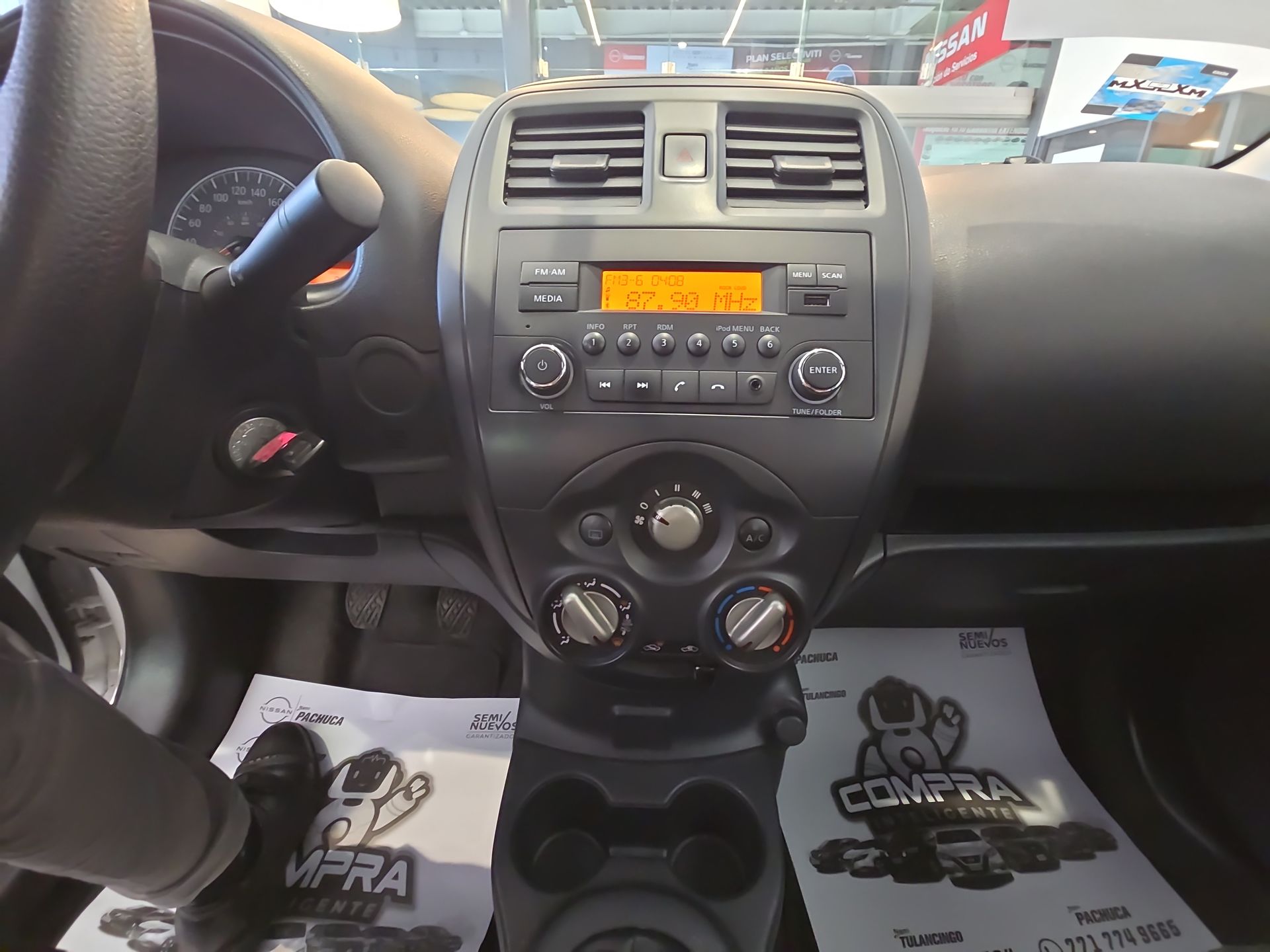 2023 Nissan V-Drive 4p L4/1.6 Man Audio