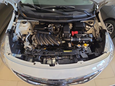 2023 Nissan V-Drive 4p L4/1.6 Man Audio