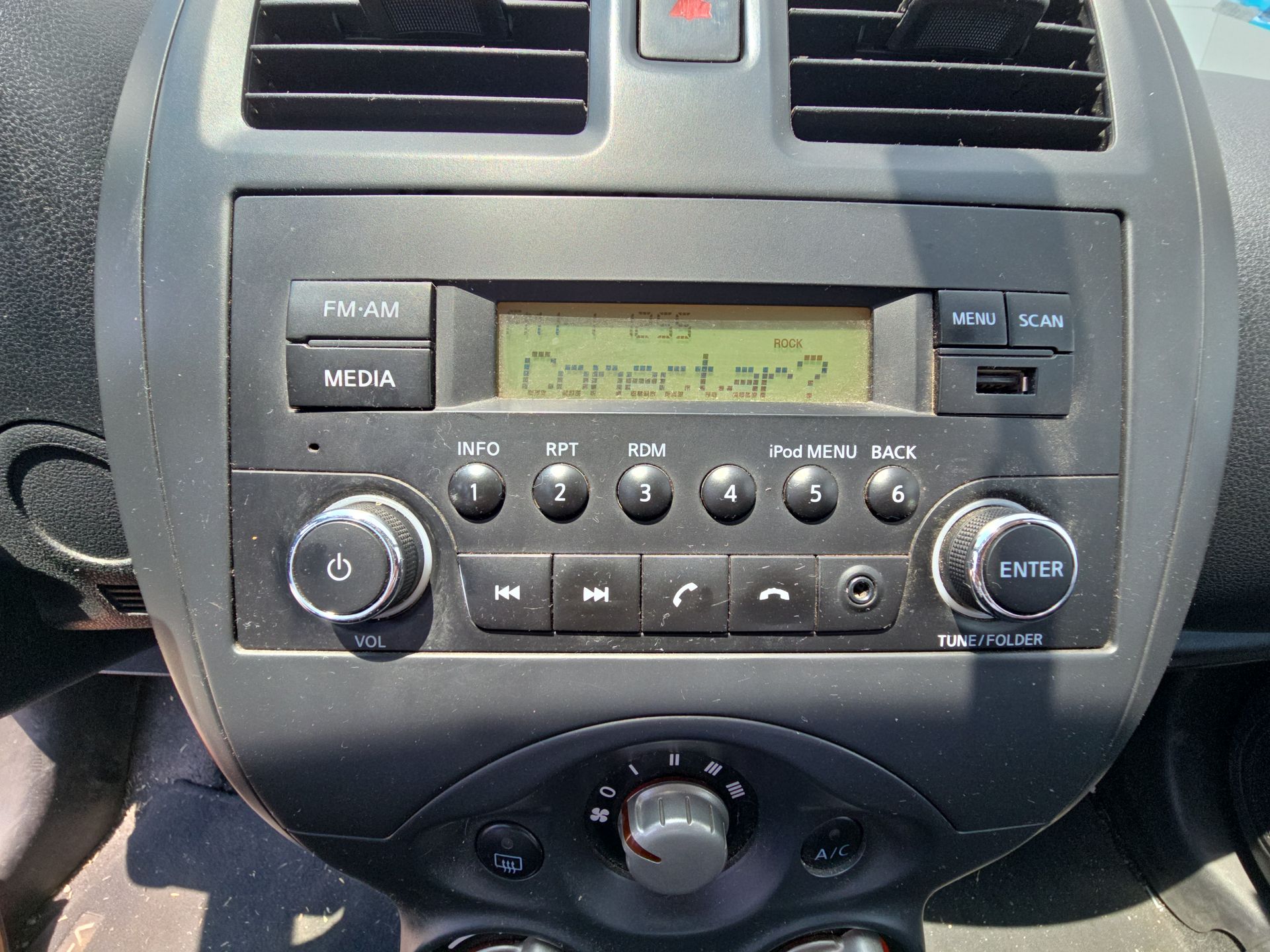 2023 Nissan V-Drive 4p L4/1.6 Man Audio