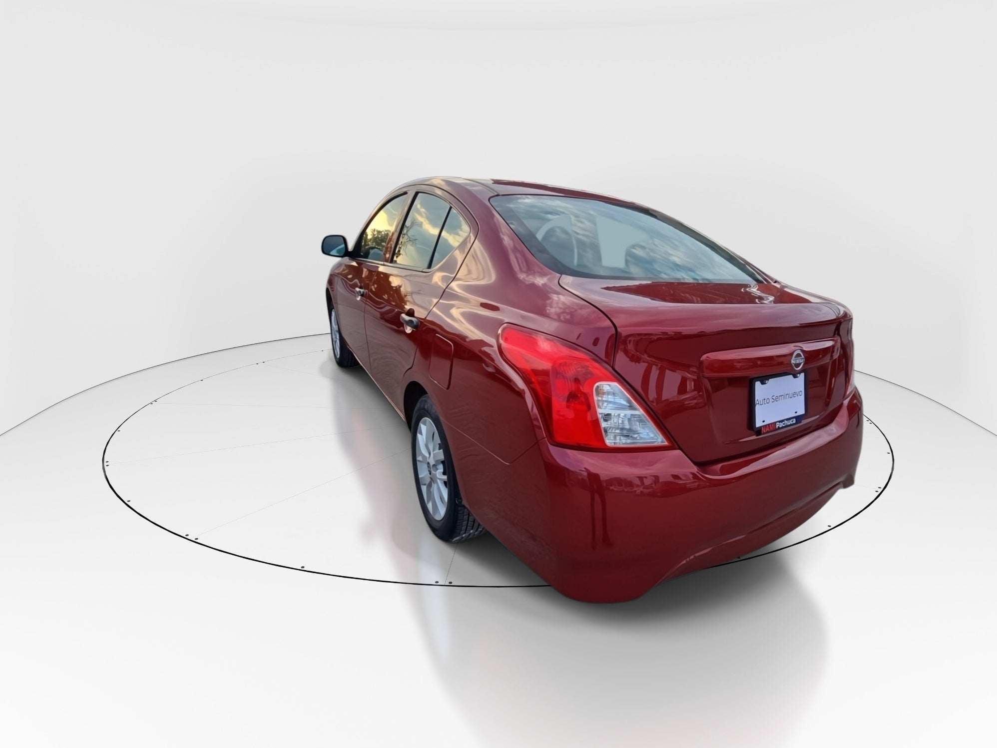 2023 Nissan V-Drive 4p L4/1.6 Man Audio