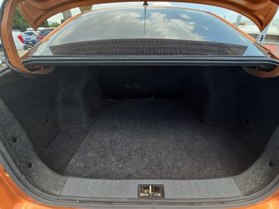 2024 Nissan Versa 4p Advance L4/1.6 Man