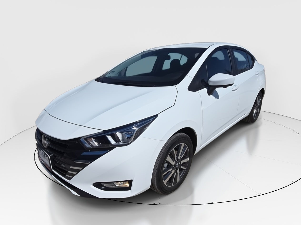 2025 Nissan Versa 4p Advance L4/1.6 Man