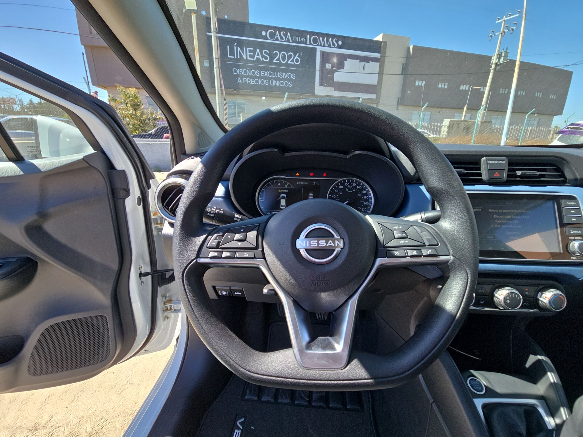 2025 Nissan Versa 4p Advance L4/1.6 Man