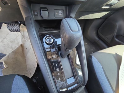 2025 Nissan Versa 4p Advance L4/1.6 Aut