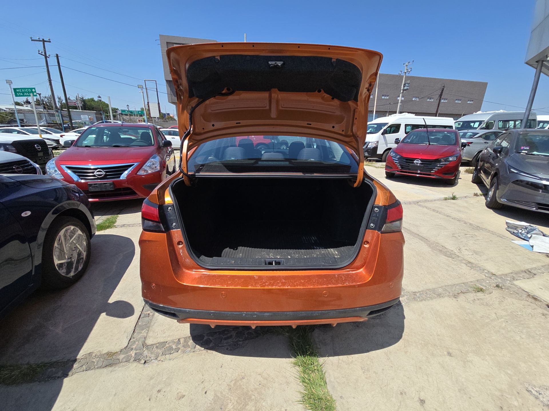 2024 Nissan Versa 4p Sense L4/1.6 Aut