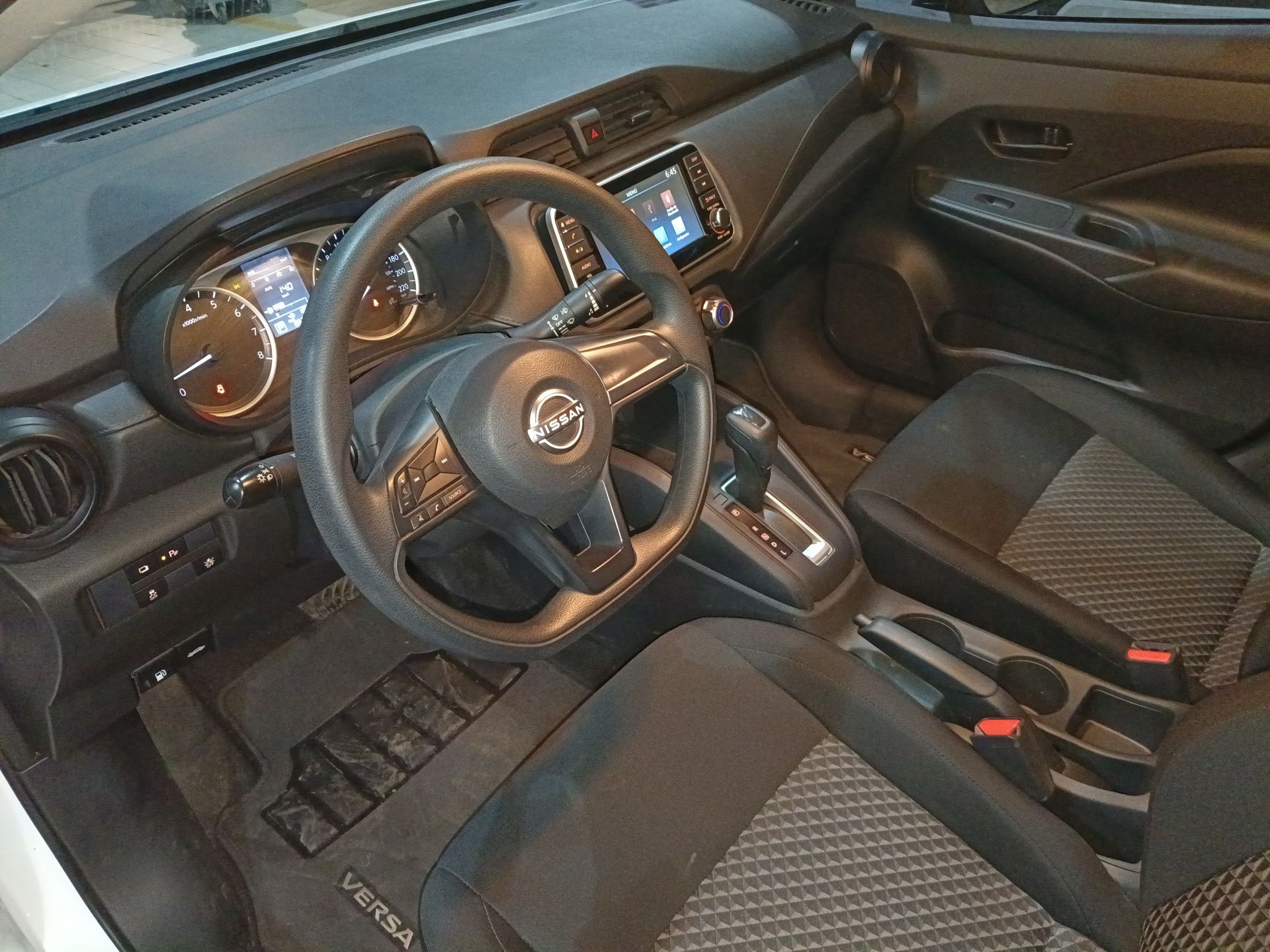 2024 Nissan Versa 4p Sense L4/1.6 Aut