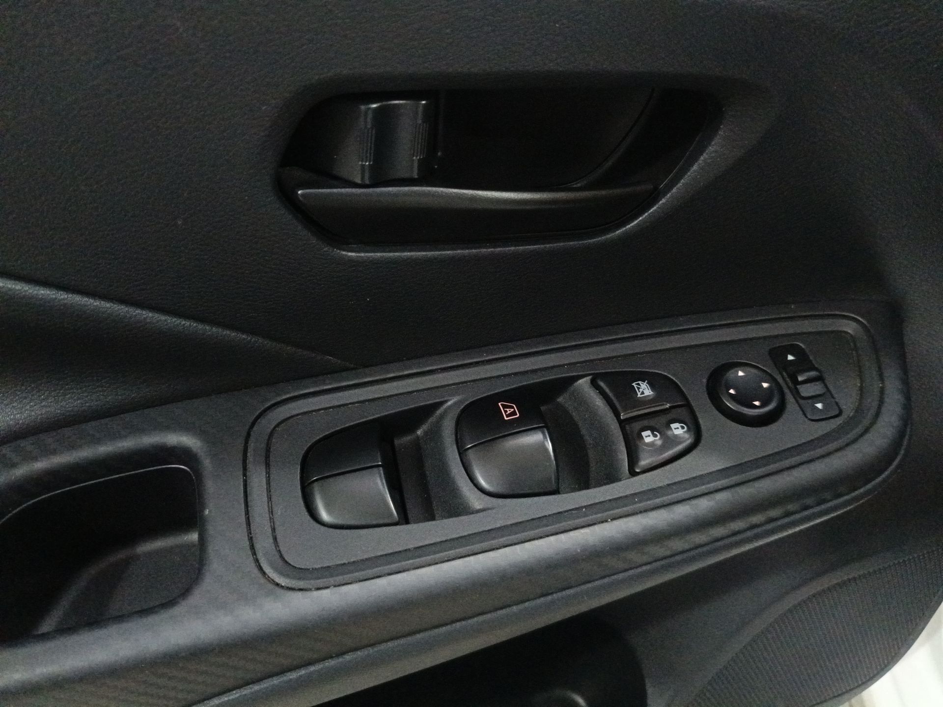 2024 Nissan Versa 4p Sense L4/1.6 Aut