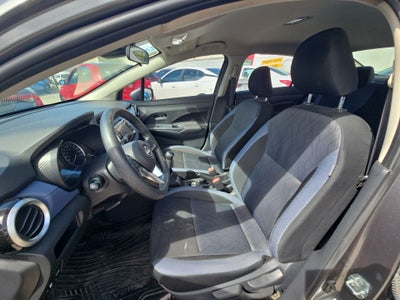 2024 Nissan Versa 4p Advance L4/1.6 Man