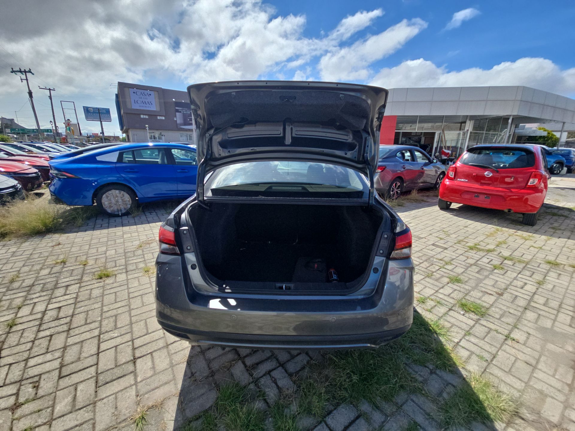 2024 Nissan Versa 4p Advance L4/1.6 Man