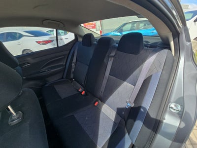 2024 Nissan Versa 4p Advance L4/1.6 Man