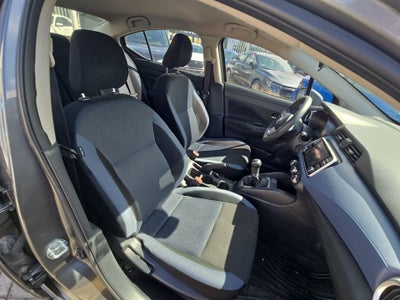2024 Nissan Versa 4p Advance L4/1.6 Man