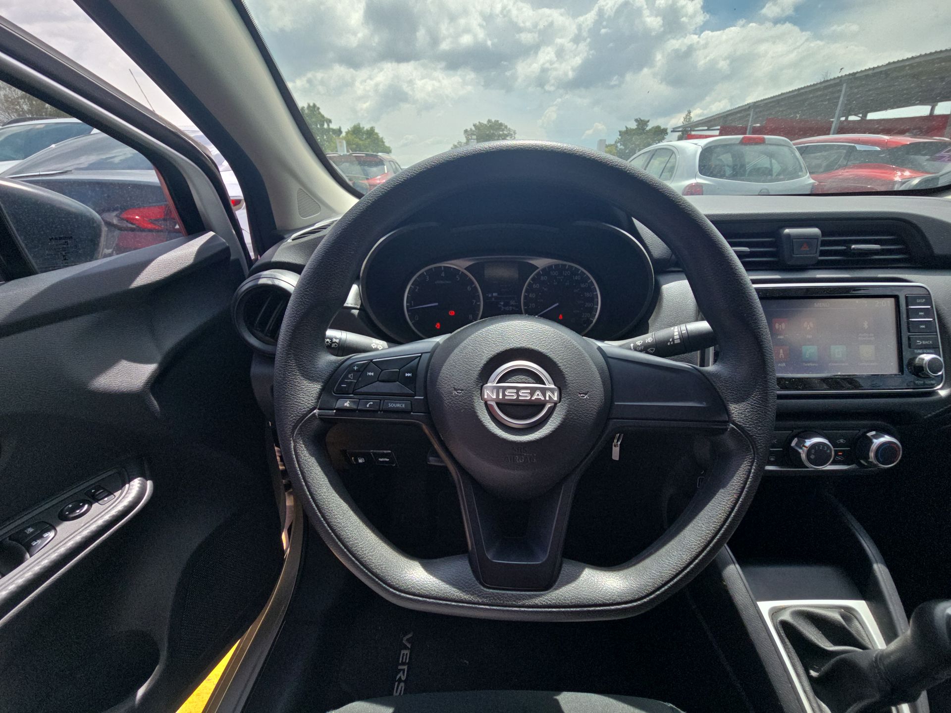 2024 Nissan Versa 4p Sense L4/1.6 Man