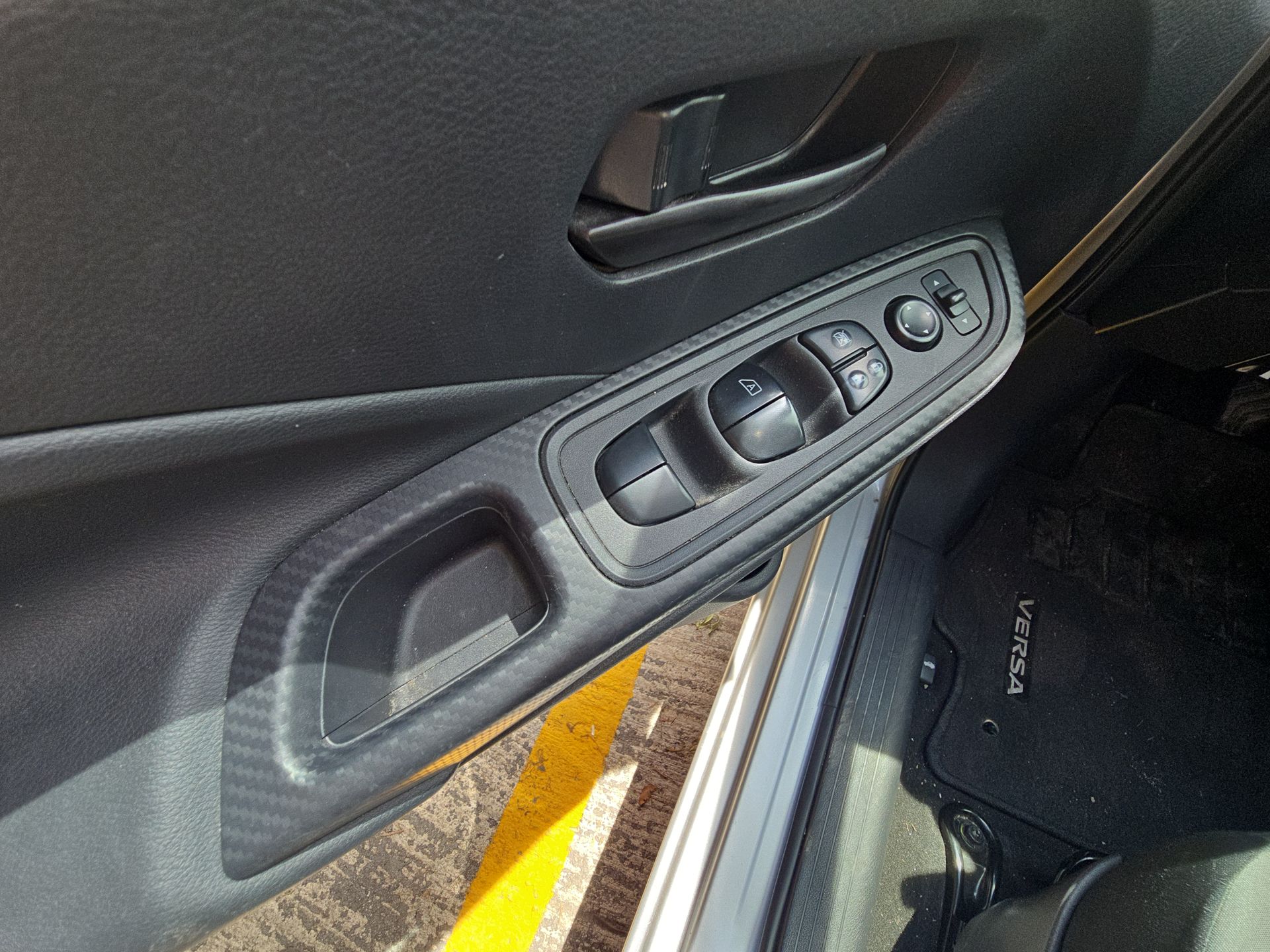 2024 Nissan Versa 4p Sense L4/1.6 Man