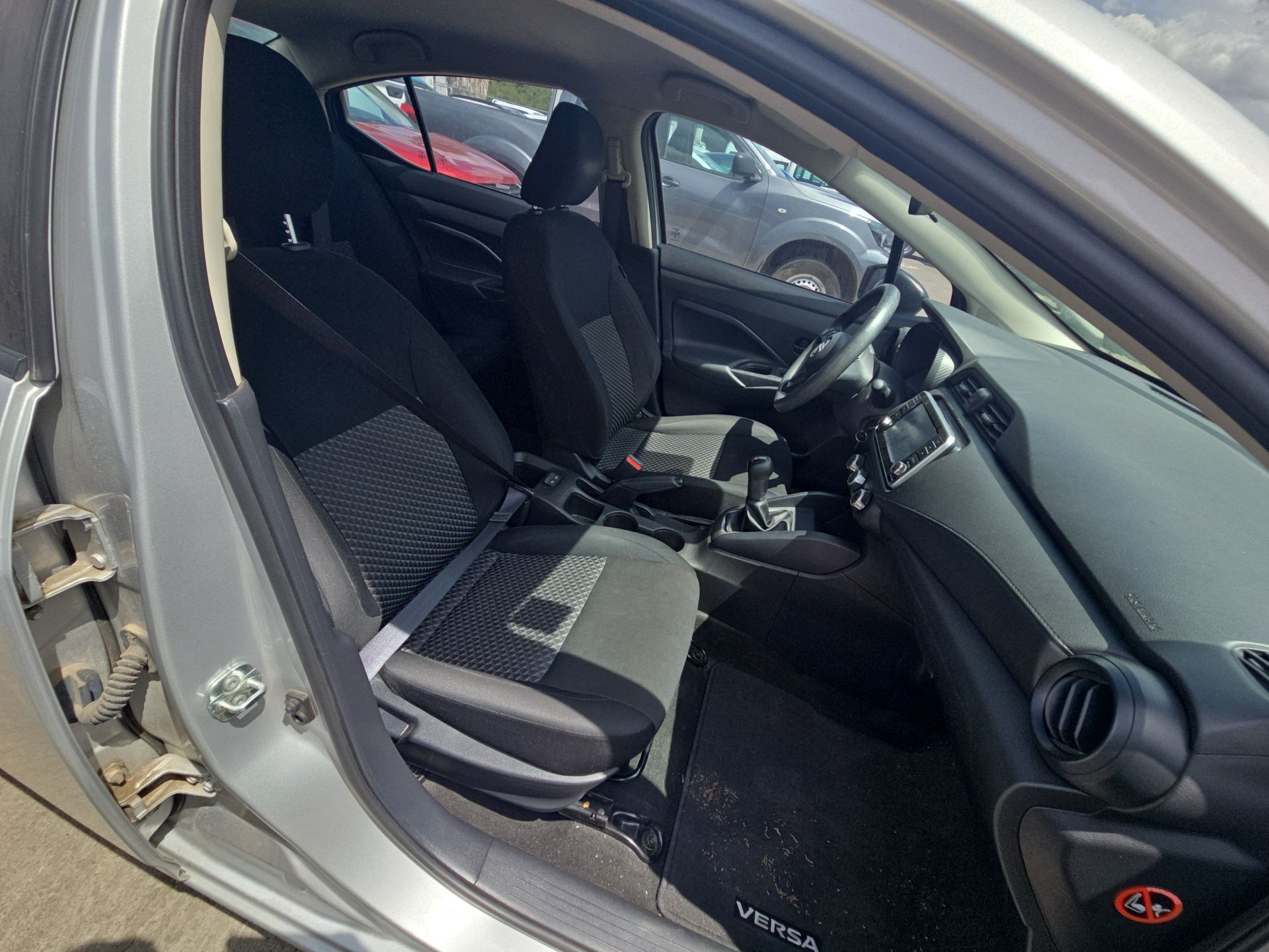 2024 Nissan Versa 4p Sense L4/1.6 Man