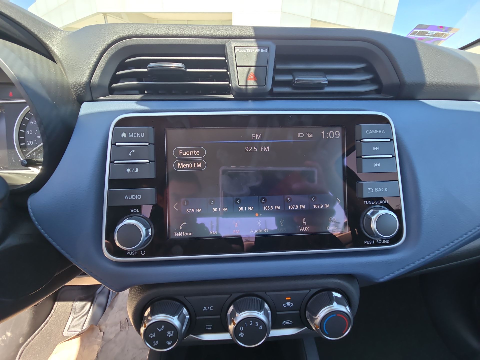 2025 Nissan Versa 4p Advance L4/1.6 Aut