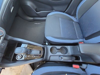 2025 Nissan Versa 4p Advance L4/1.6 Aut