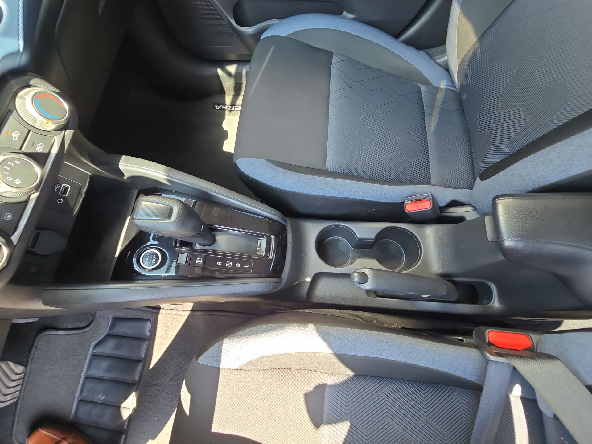 2024 Nissan Versa 4p Advance L4/1.6 Aut