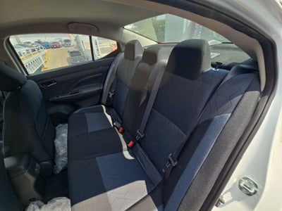 2025 Nissan Versa 4p Advance L4/1.6 Aut