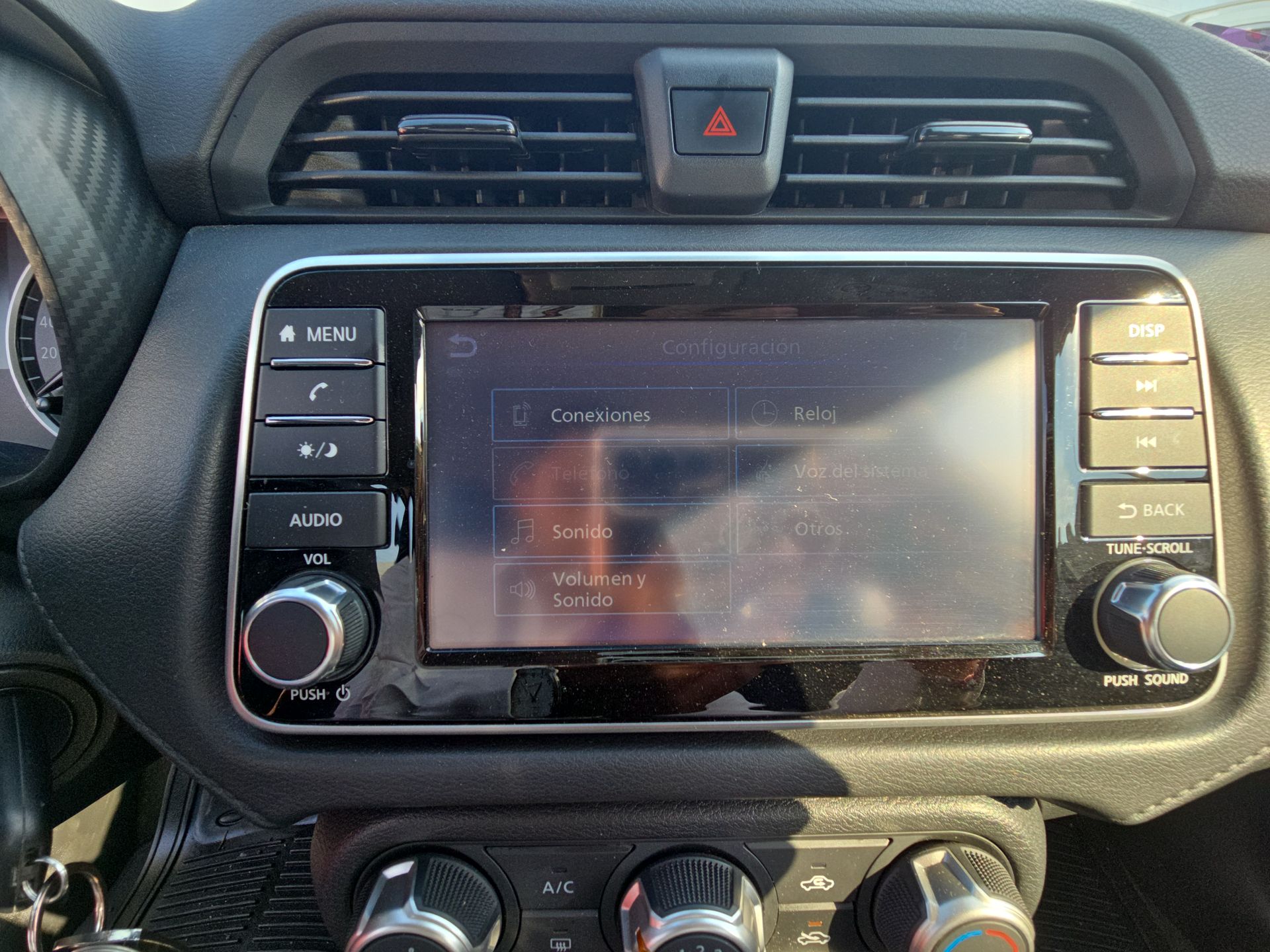 2024 Nissan Versa 4p Sense L4/1.6 Man