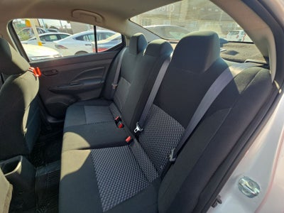 2024 Nissan Versa 4p Sense L4/1.6 Man