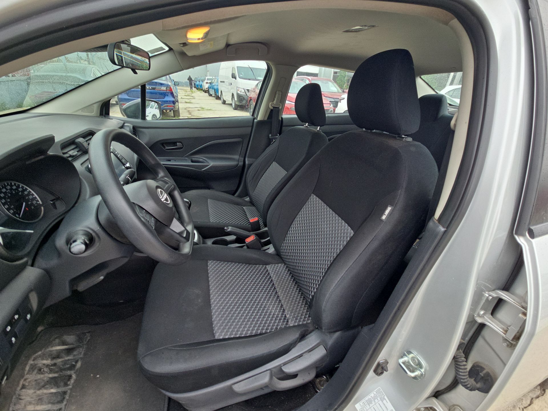 2024 Nissan Versa 4p Sense L4/1.6 Man
