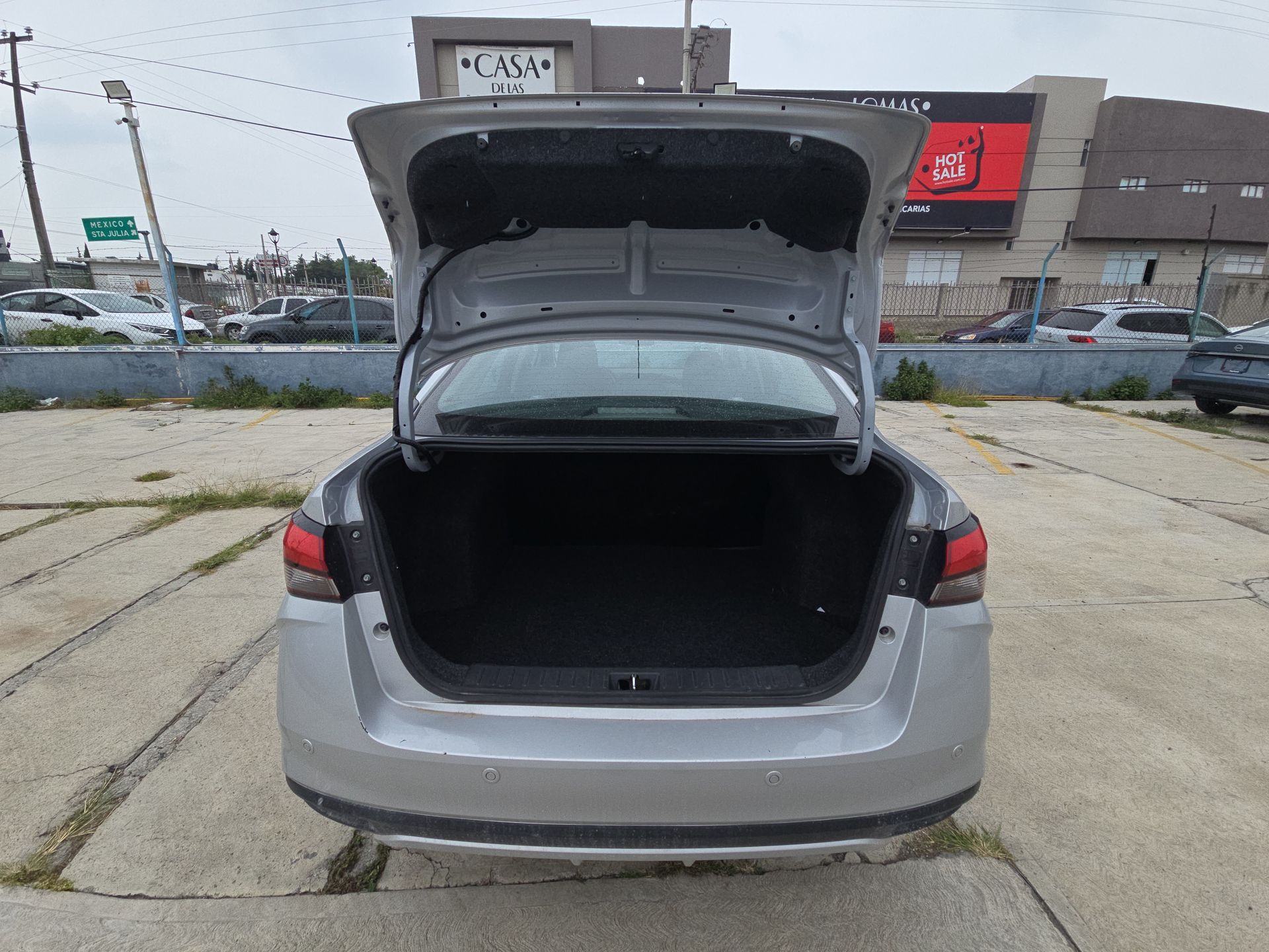 2024 Nissan Versa 4p Sense L4/1.6 Man