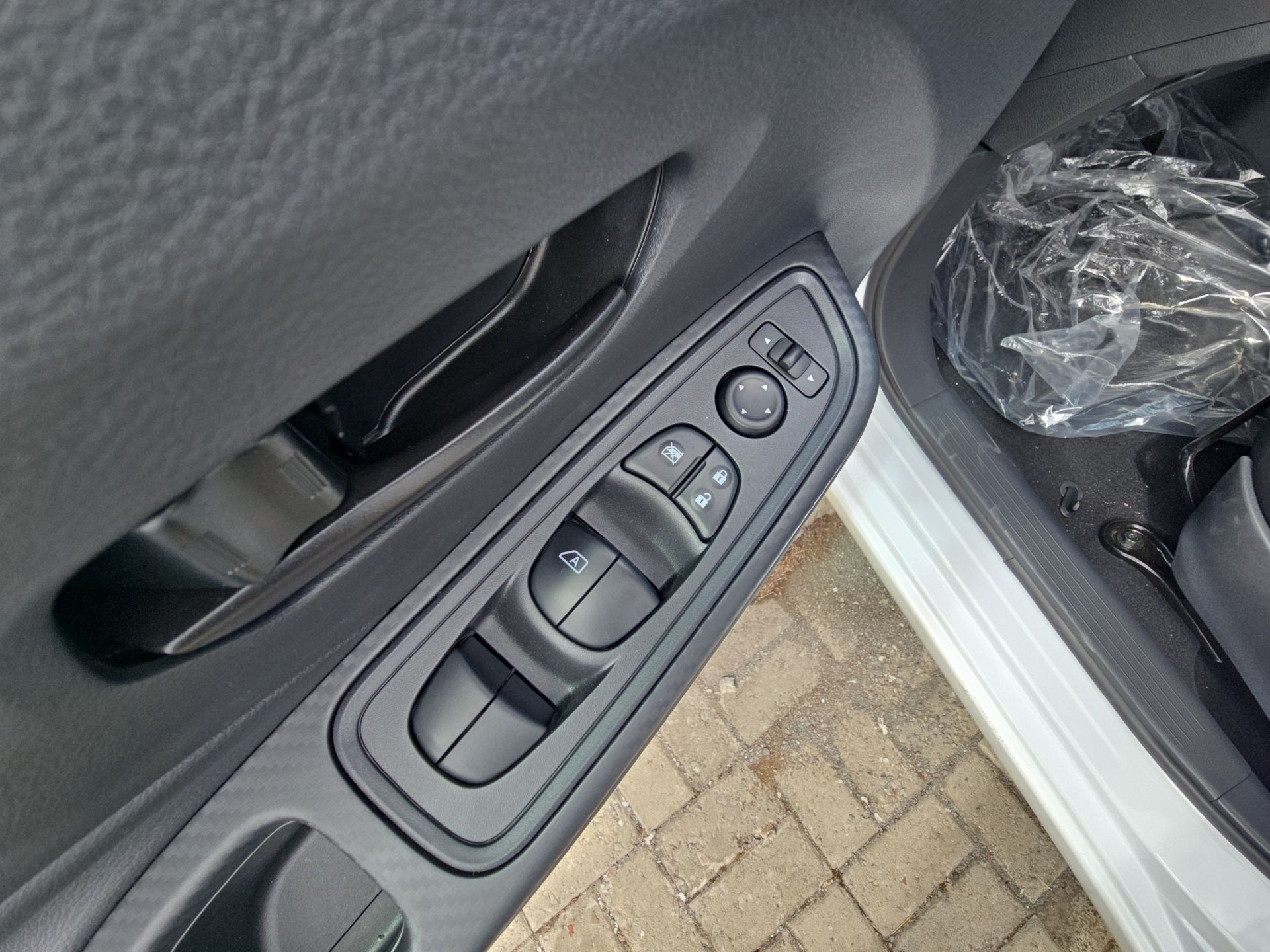 2026 Nissan Versa V-DRIVE 4 PUERTAS T/M A/C AUDIO 1.6 LTS