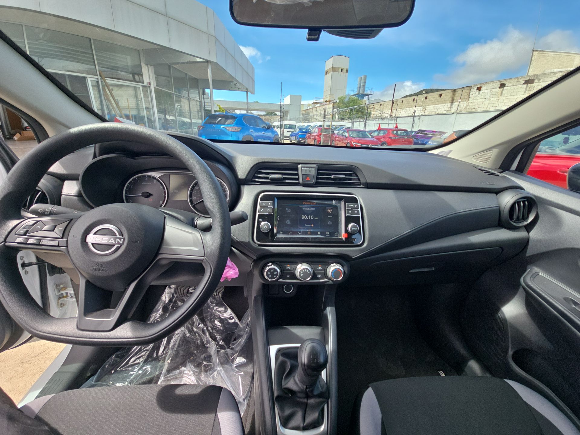 2026 Nissan Versa V-DRIVE 4 PUERTAS T/M A/C AUDIO 1.6 LTS