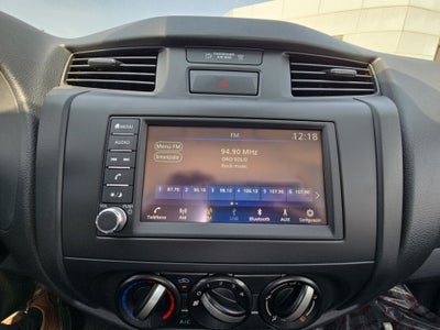 2026 Nissan Pick Up NP300 2p L4/2.5 Man A/A