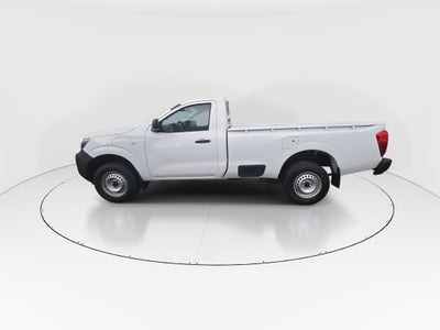2026 Nissan Pick Up NP300 2p L4/2.5 Man A/A