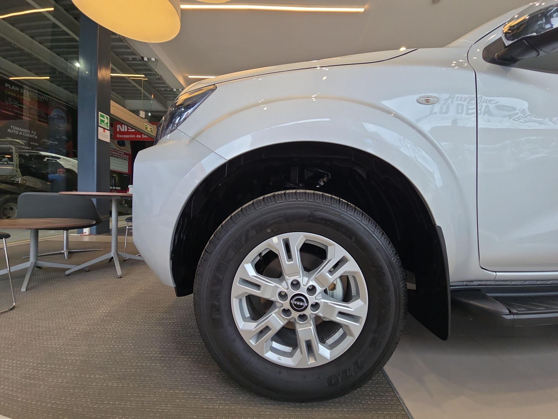 2026 Nissan Frontier 4p LE L4/2.5 Man