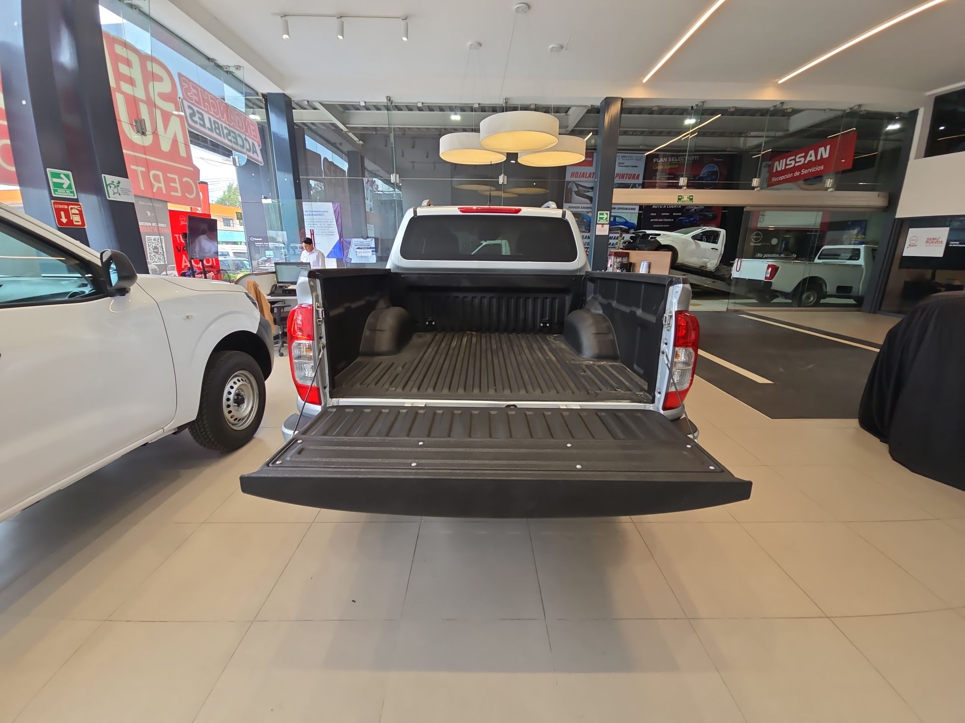 2026 Nissan Frontier 4p LE L4/2.5 Man