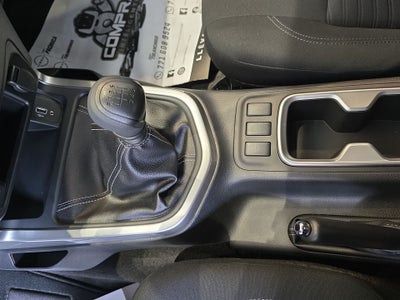 2026 Nissan Frontier 4p LE L4/2.5 Man