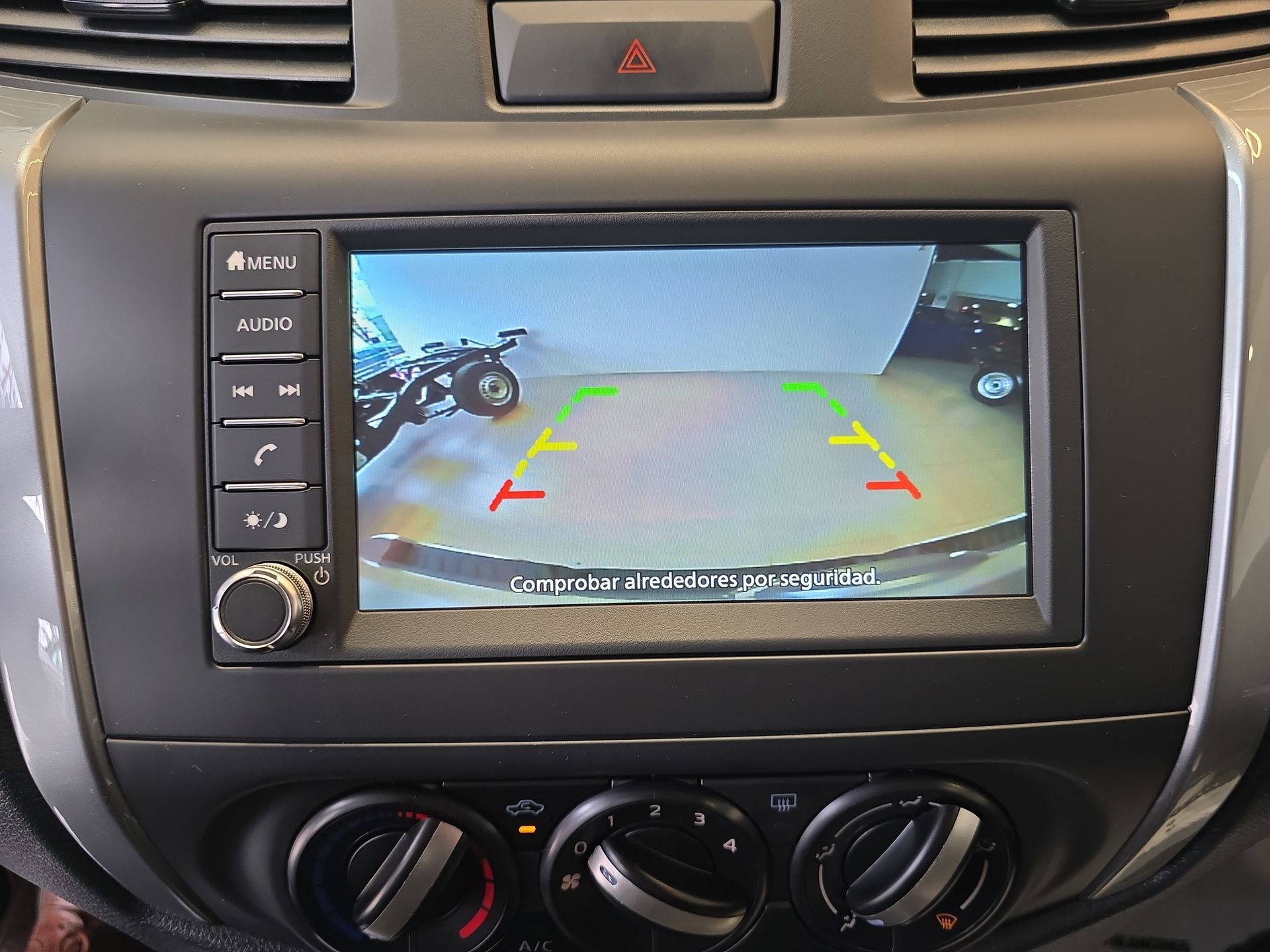 2026 Nissan Frontier 4p LE L4/2.5 Man