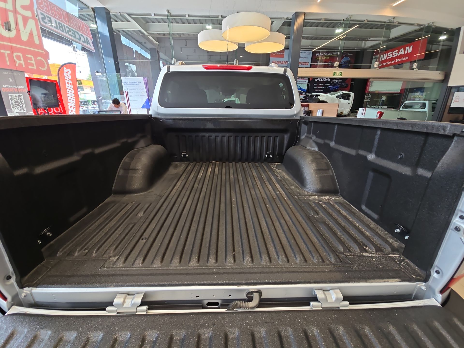 2026 Nissan Frontier 4p LE L4/2.5 Man