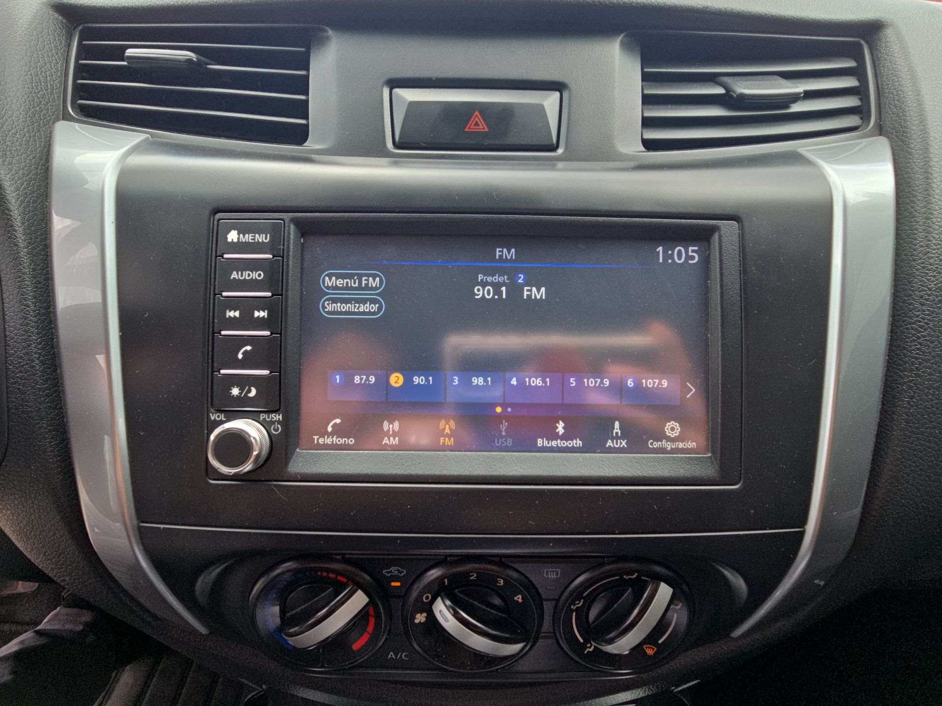 2022 Nissan Frontier 4p LE L4/2.5 Aut