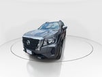 2022 Nissan Frontier 4p LE L4/2.5 Aut