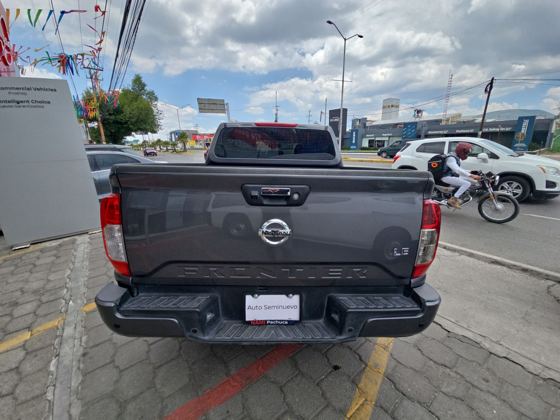 2022 Nissan Frontier 4p LE L4/2.5 Aut