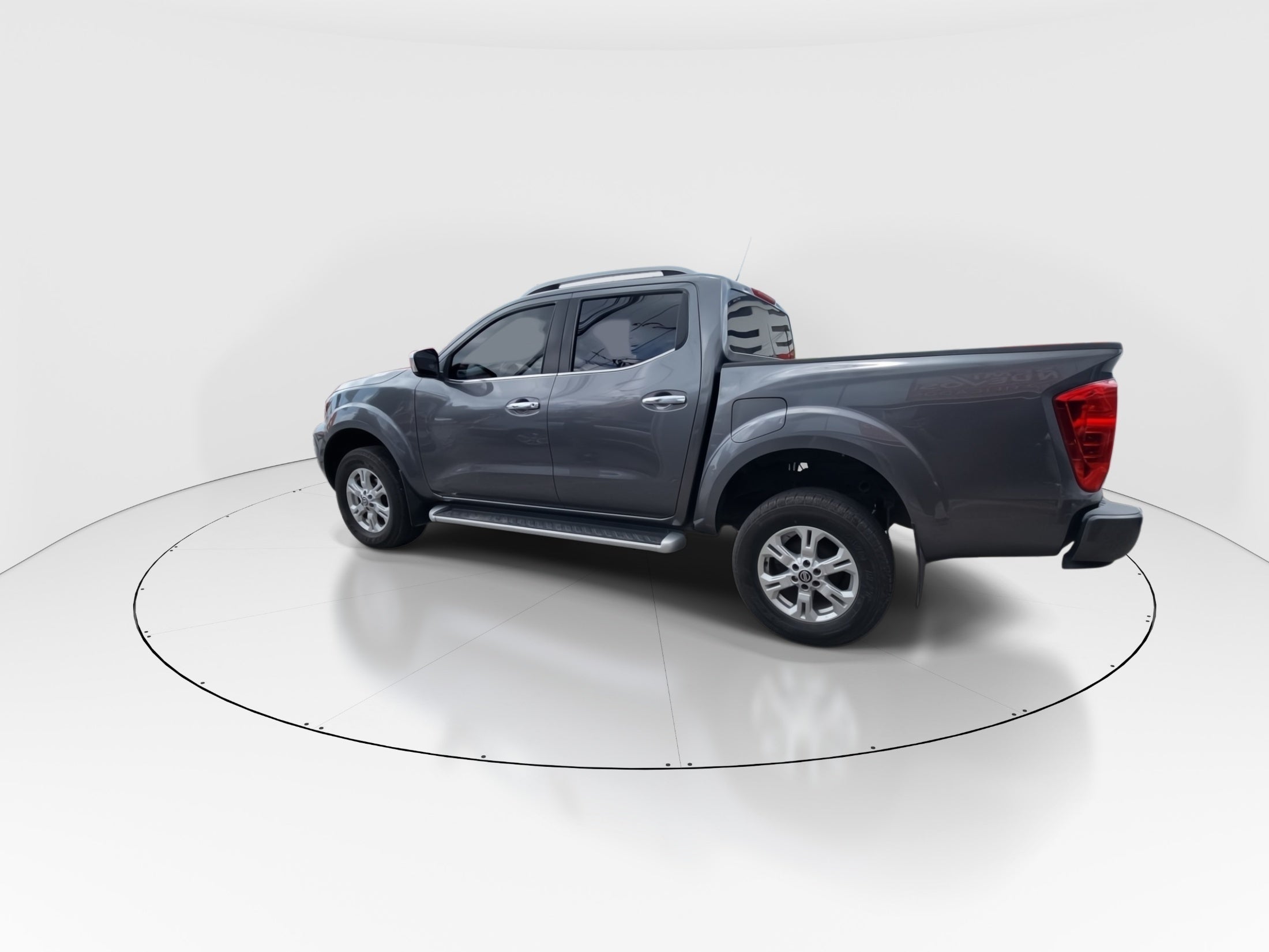 2022 Nissan Frontier 4p LE L4/2.5 Aut